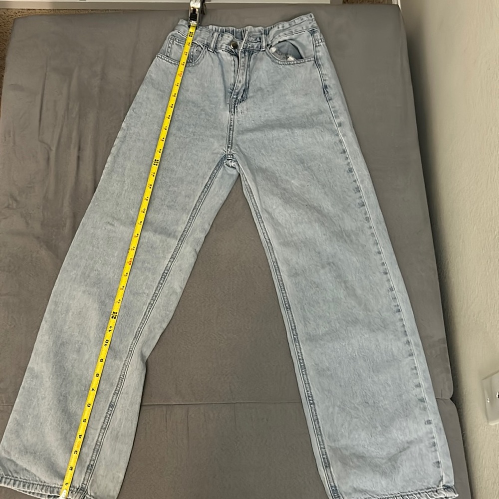 light wash jeans